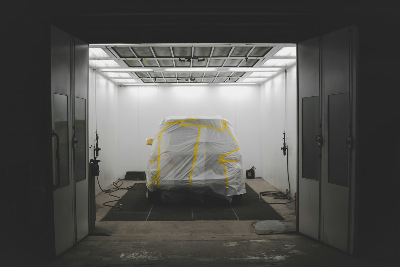 Unique Auto Body LLC